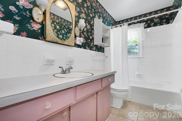 1482 Island Ford Road, Brevard, NC 28712
