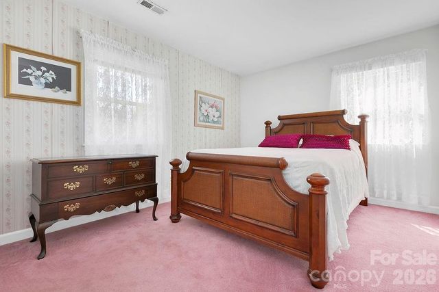 1482 Island Ford Road, Brevard, NC 28712