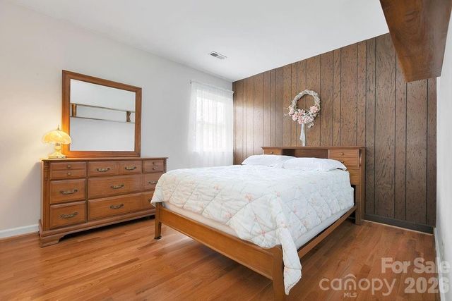 1482 Island Ford Road, Brevard, NC 28712