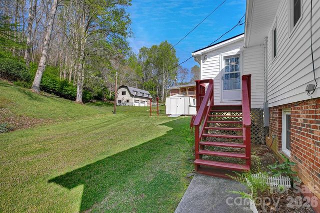 1482 Island Ford Road, Brevard, NC 28712