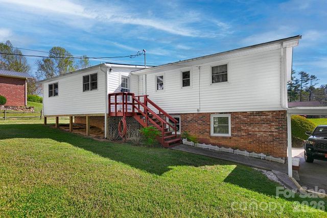 1482 Island Ford Road, Brevard, NC 28712