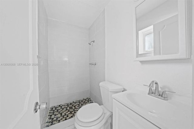 1344 NW 7th Ter, Fort Lauderdale, FL 33311