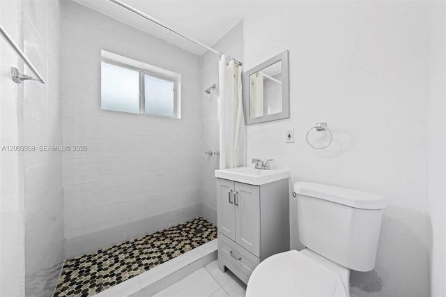 1344 NW 7th Ter, Fort Lauderdale, FL 33311