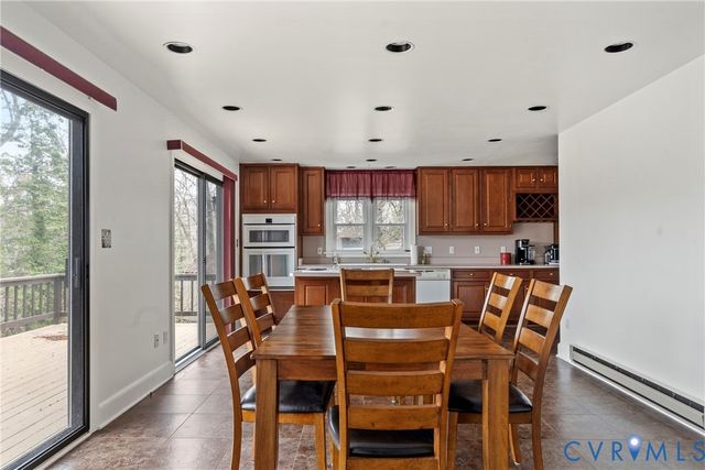 353 Farmers Dell Ln, Deltaville, VA 23043