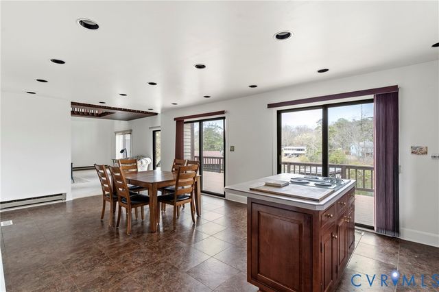 353 Farmers Dell Ln, Deltaville, VA 23043