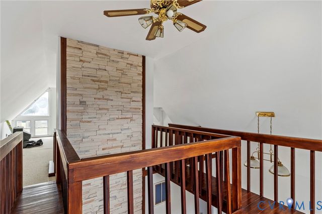 353 Farmers Dell Ln, Deltaville, VA 23043