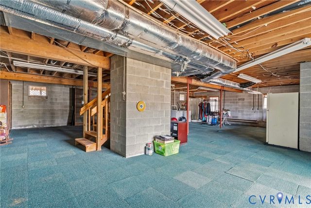 353 Farmers Dell Ln, Deltaville, VA 23043