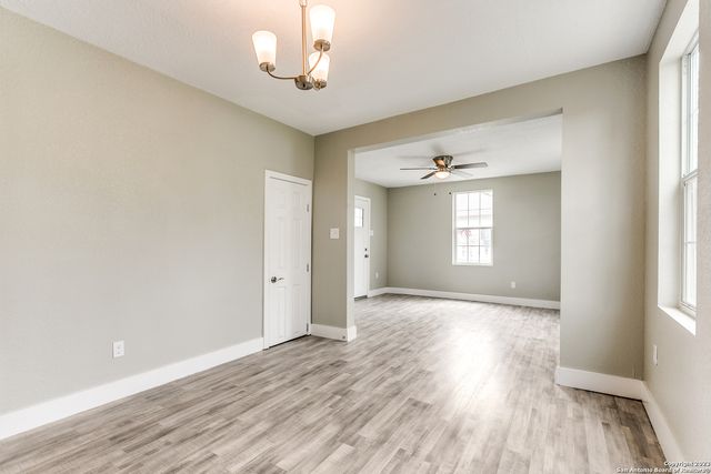 941 W MYRTLE ST, San Antonio, TX 78212