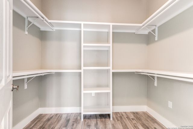 941 W MYRTLE ST, San Antonio, TX 78212