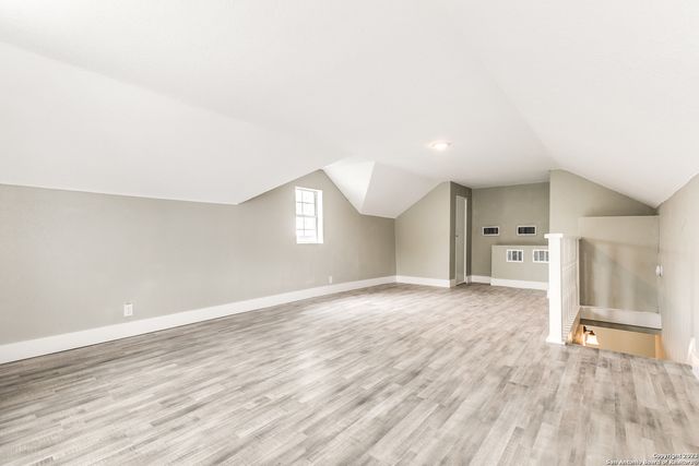 941 W MYRTLE ST, San Antonio, TX 78212