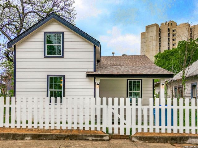 941 W MYRTLE ST, San Antonio, TX 78212