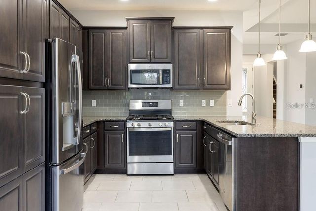 223 CHEROKEE HILL COURT, Deland, FL 32724