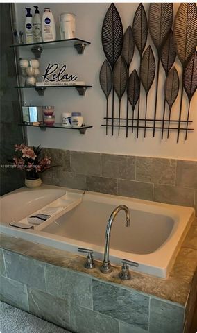 2641 N Flamingo Rd 1505N, Sunrise, FL 33323