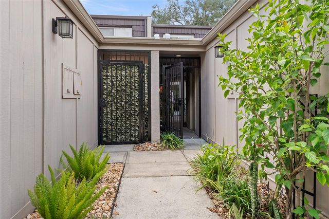 3714 CARROLLBROOK ROAD, Tampa, FL 33618