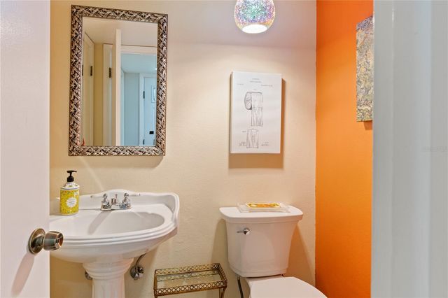 3714 CARROLLBROOK ROAD, Tampa, FL 33618