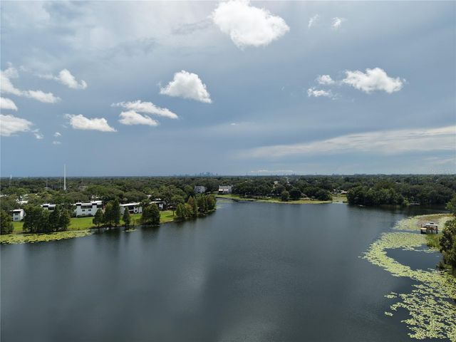 3714 CARROLLBROOK ROAD, Tampa, FL 33618