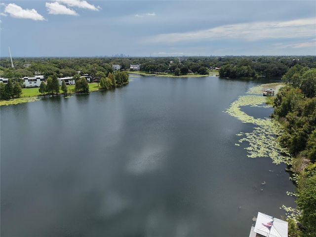 3714 CARROLLBROOK ROAD, Tampa, FL 33618