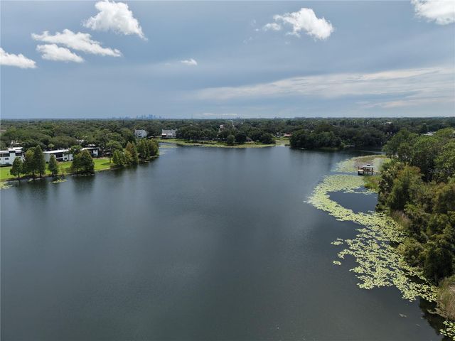 3714 CARROLLBROOK ROAD, Tampa, FL 33618
