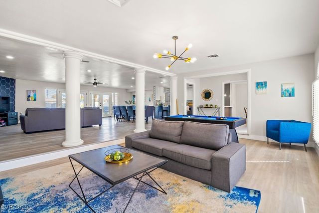 3784 Pama Lane, Las Vegas, NV 89120