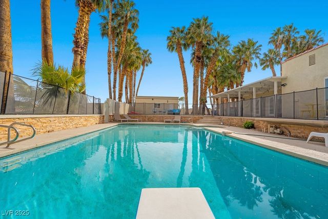 3784 Pama Lane, Las Vegas, NV 89120