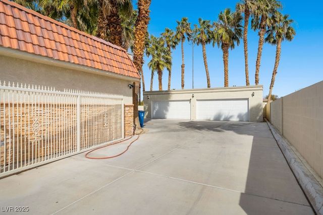 3784 Pama Lane, Las Vegas, NV 89120