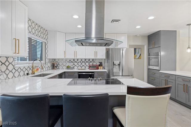 3784 Pama Lane, Las Vegas, NV 89120