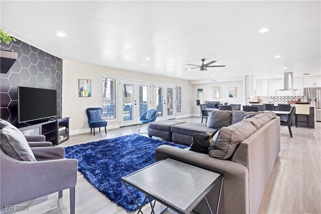 3784 Pama Lane, Las Vegas, NV 89120