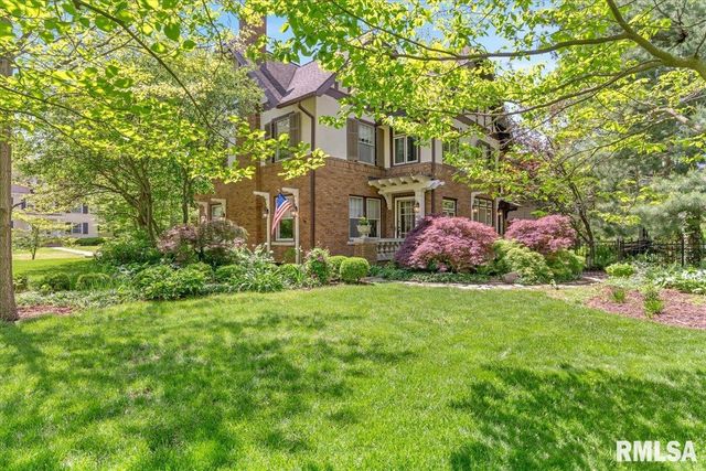 1421 Wiggins Avenue, Springfield, IL 62702