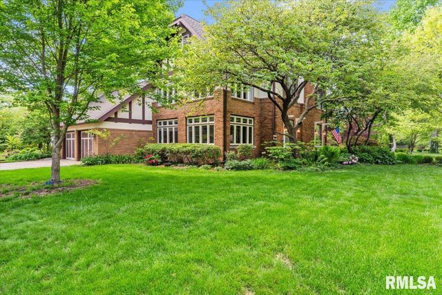1421 Wiggins Avenue, Springfield, IL 62702