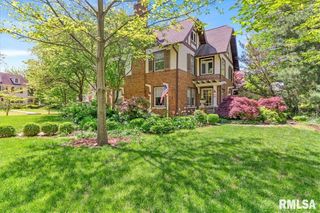 1421 Wiggins Avenue, Springfield, IL 62702
