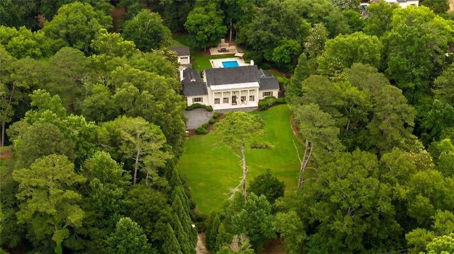 3955 Northside Drive NW, Atlanta, GA 30342