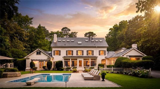 3955 Northside Drive NW, Atlanta, GA 30342