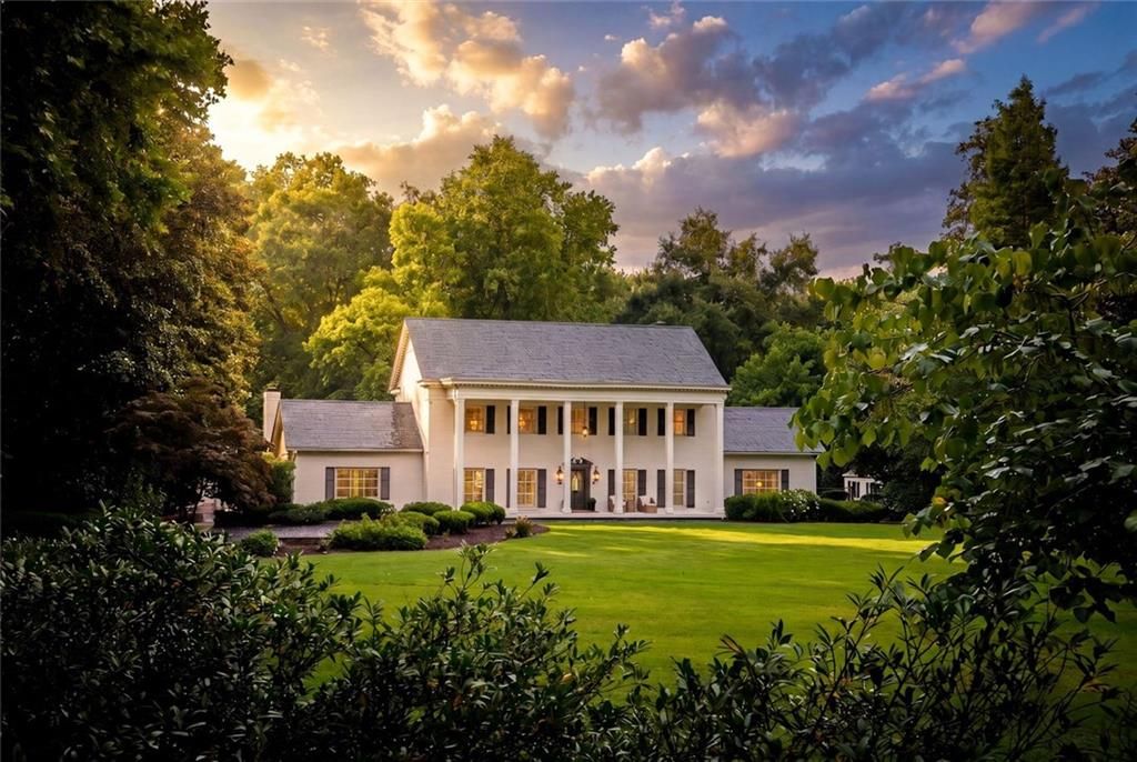 3955 Northside Drive NW, Atlanta, GA 30342