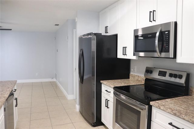 2215 ASHLAND BOULEVARD, Orlando, FL 32808