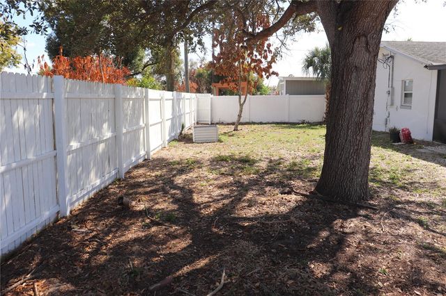 2215 ASHLAND BOULEVARD, Orlando, FL 32808