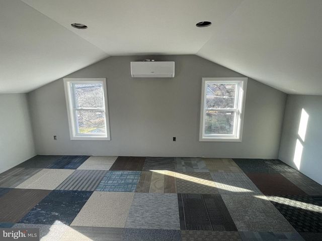 1 MORTONVILLE RD, Coatesville, PA 19320