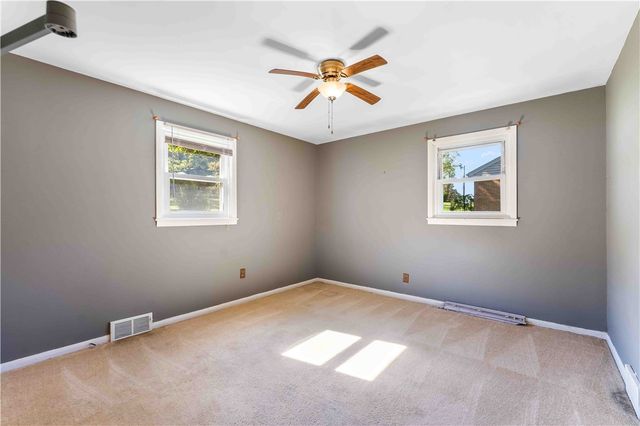 109 Eakin Dr, Brighton Twp, PA 15009