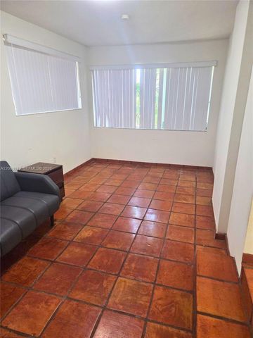 2724 SW 36th Ave, Miami, FL 33133