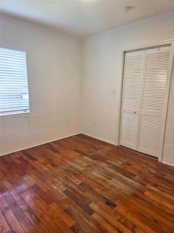 2724 SW 36th Ave, Miami, FL 33133