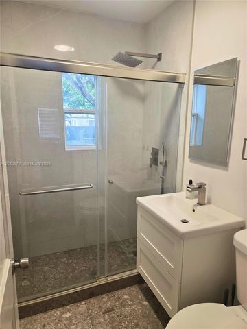 2724 SW 36th Ave, Miami, FL 33133