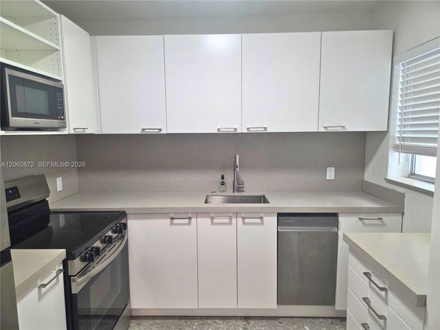 2724 SW 36th Ave, Miami, FL 33133