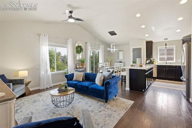 1216 Night Blue Circle, Monument, CO 80132