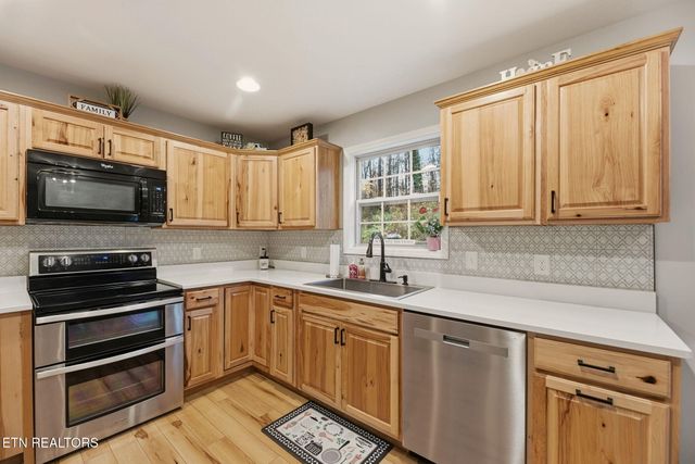 7819 Elkton Lane, Powell, TN 37849