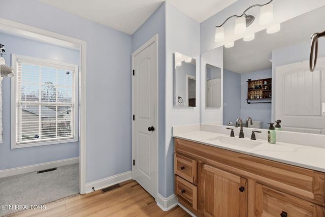 7819 Elkton Lane, Powell, TN 37849