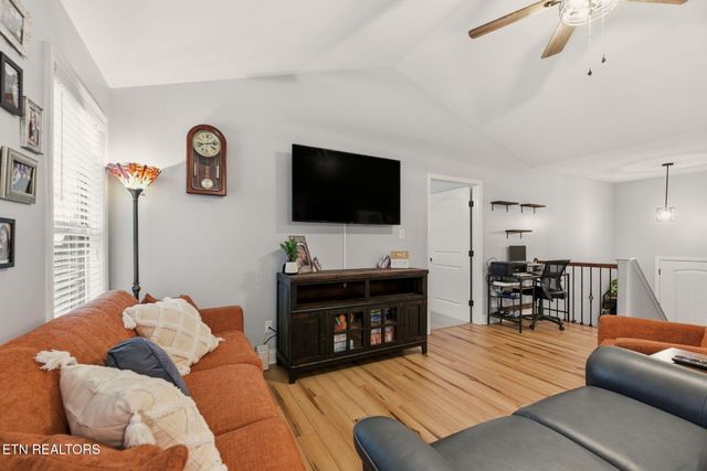 7819 Elkton Lane, Powell, TN 37849