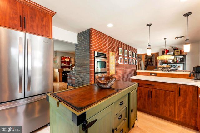 68 PILGRIM LN, Drexel Hill, PA 19026