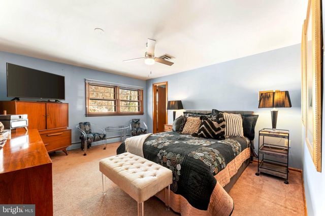 68 PILGRIM LN, Drexel Hill, PA 19026