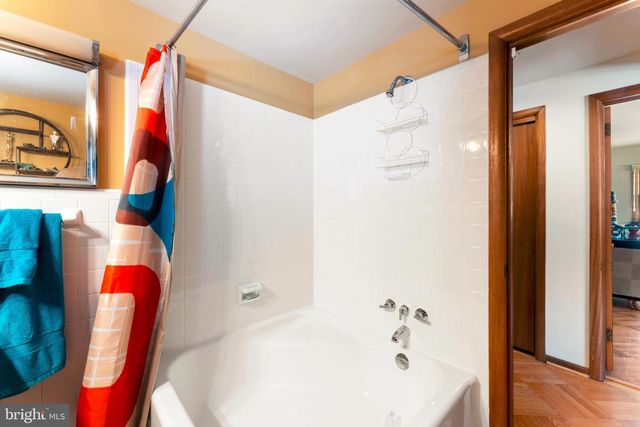 68 PILGRIM LN, Drexel Hill, PA 19026