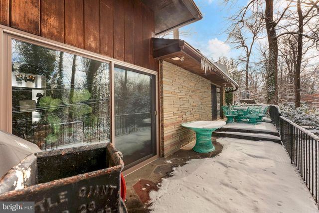 68 PILGRIM LN, Drexel Hill, PA 19026