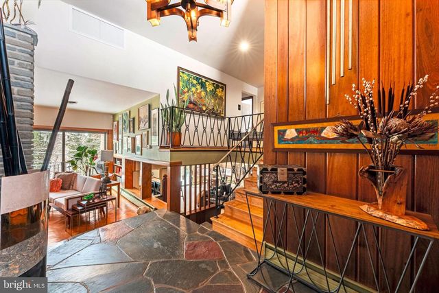 68 PILGRIM LN, Drexel Hill, PA 19026